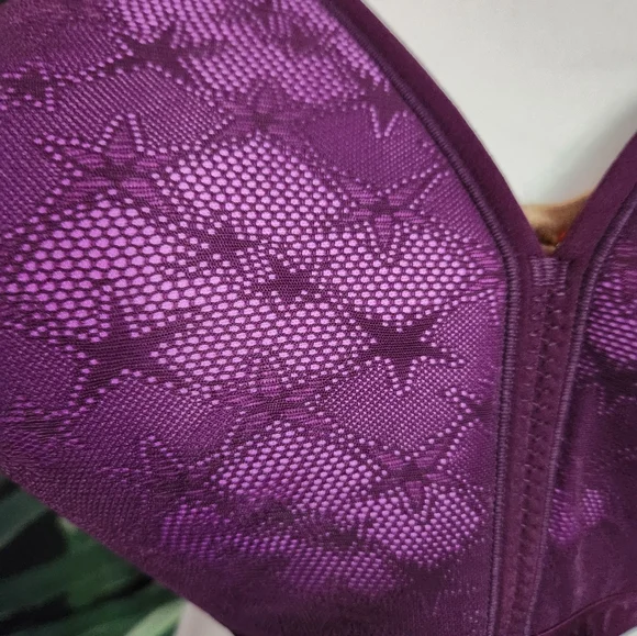 Cacique Lightly Lined No Wire Bra - Picture 6 of 7